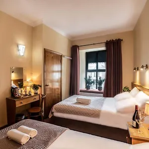 Holiday Hotel ** Galway