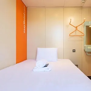** Hotel Easyhotel Reino Unido